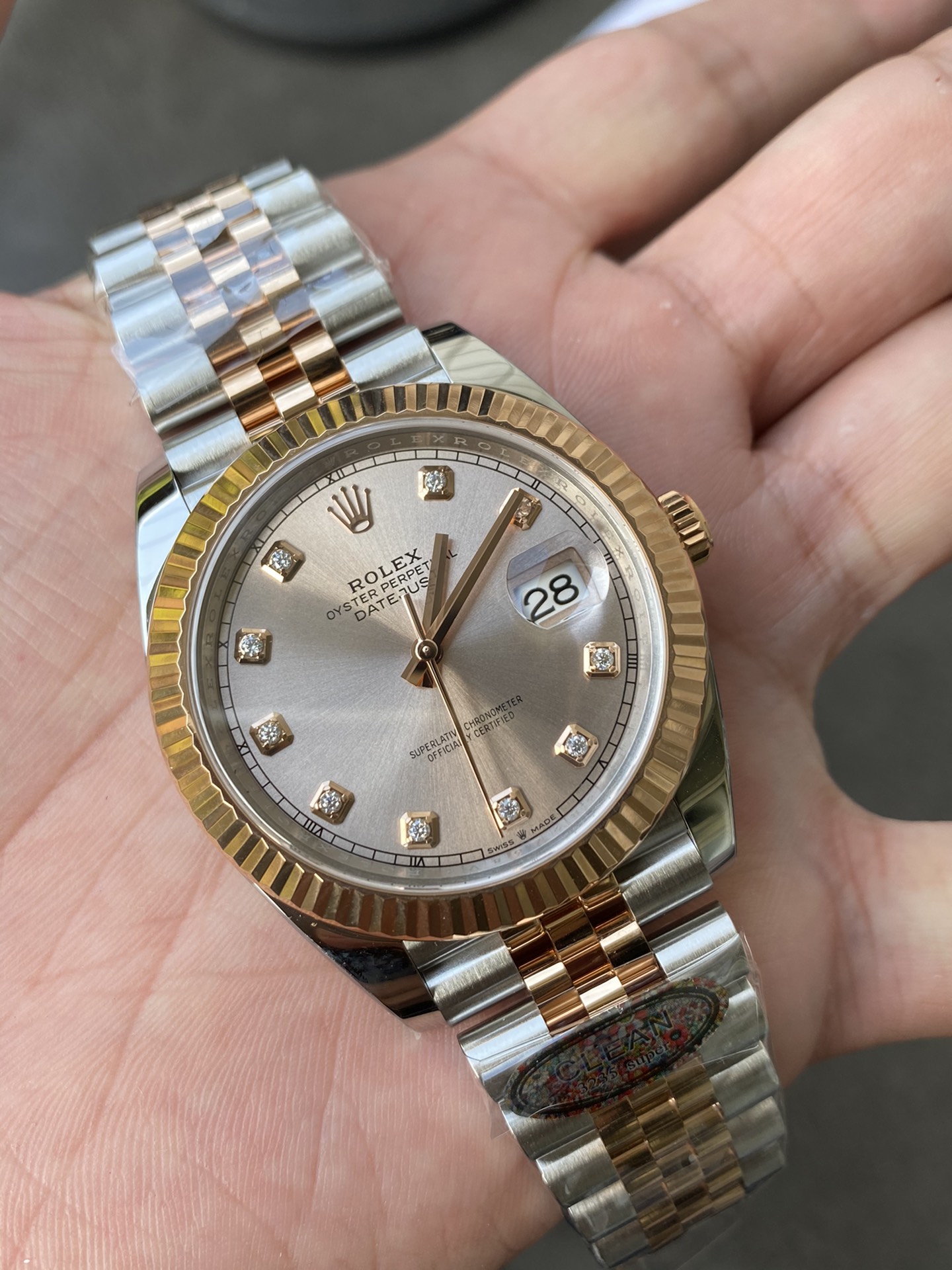 Victory Factory Watches DateJust 41mm 126331 0008 Rose Gold Sundust Diamond Set Dial Jubilee Bracelet 3235 Movement 05 Clean Factory Watches DateJust 41mm 126331 0008 Rose Gold Sundust Diamond Set Dial Jubilee Bracelet 3235 Movement 05