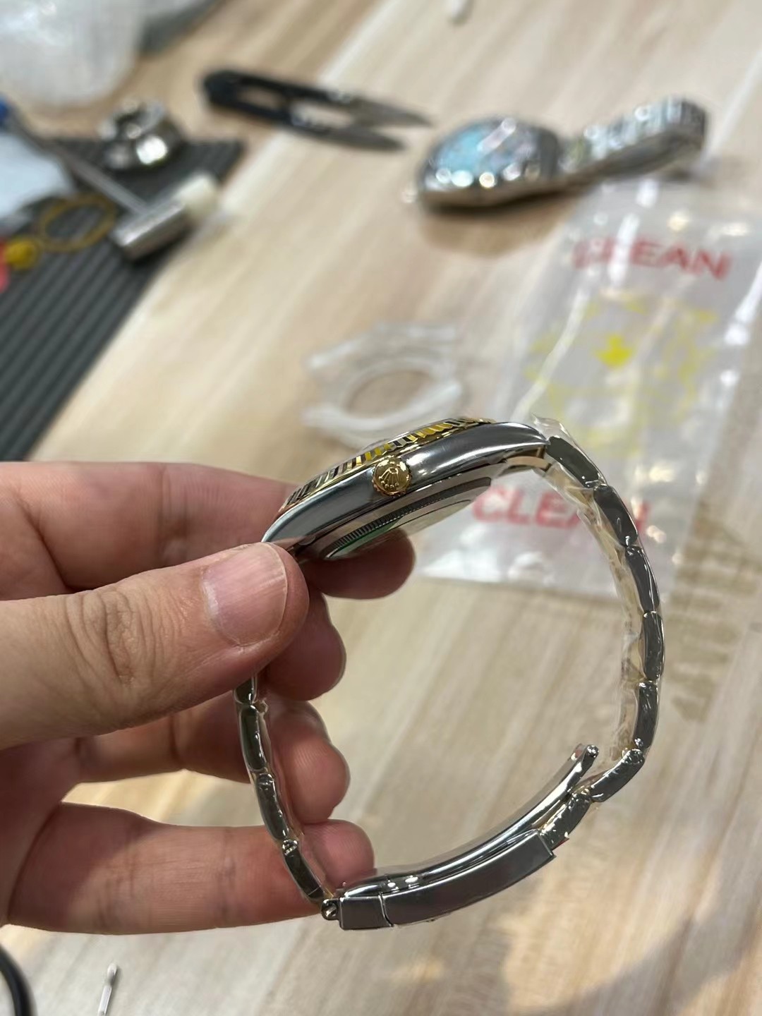 Victory Factory Watches Rolex DateJust 41mm m126333 0021 Yellow Gold Motif Dial Oyster Bracelet 3235 Movement 05 Clean Factory Watches Rolex DateJust 41mm m126333 0021 Yellow Gold Motif Dial Oyster Bracelet 3235 Movement 05