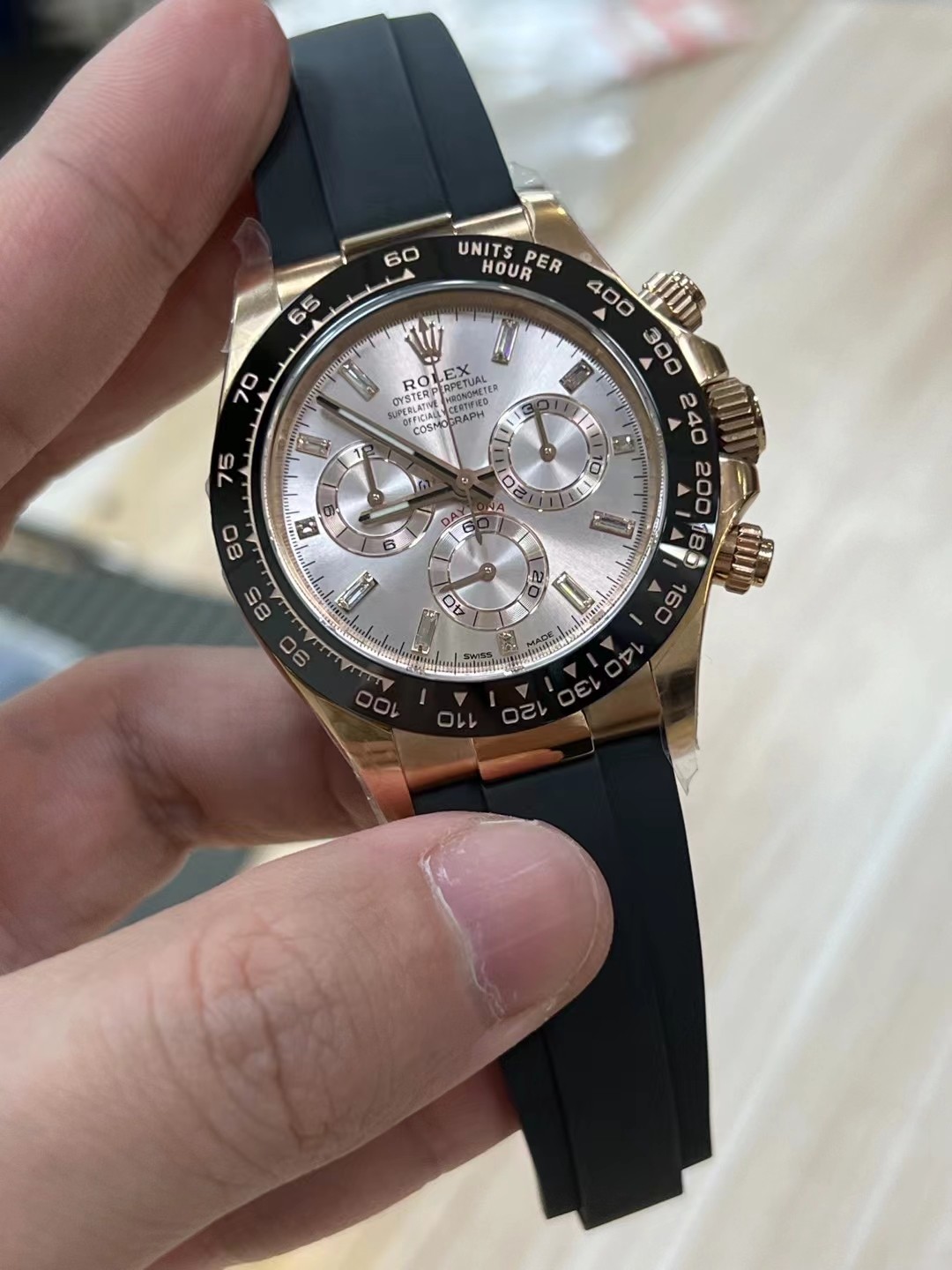 Victory Factory Daytona 116515 Role Gold Case Black Ceramic Bezel Sundust Set with Diamonds Dial Oystelflex Strap DD4130 Movement 02 Clean Factory Daytona 116515 Role Gold Case Black Ceramic Bezel Sundust Set with Diamonds Dial Oystelflex Strap DD4130 Movement 02
