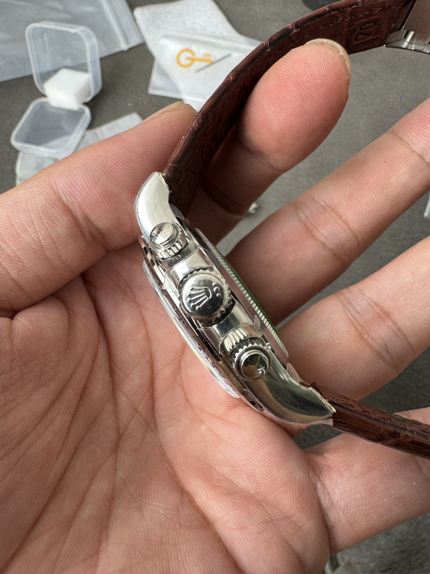 Victory Factory Daytona 116519 Tahitian MOP Dial with Diamonds Markers DD 4130 Movement Alligator Leather Strap 05 Clean Factory Daytona 116519 Tahitian MOP Dial with Diamonds Markers DD 4130 Movement Alligator Leather Strap 05
