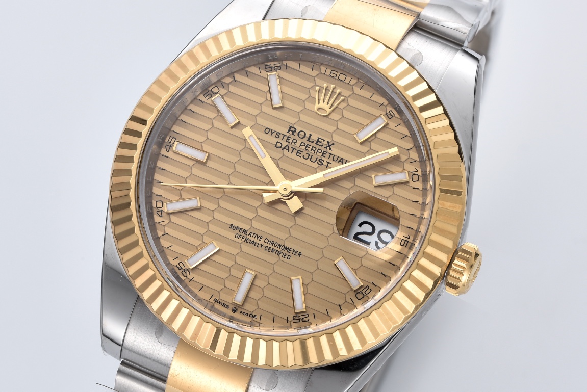 Victory Factory Datejust 126333 41mm Yellow Gold Fluted Textured Dial Yellow Gold Bezel 3235 Movement Two Tone Oyster Bracelet 02 Clean Factory Datejust 126333 41mm Yellow Gold Fluted Textured Dial Yellow Gold Bezel 3235 Movement Two Tone Oyster Bracelet 02