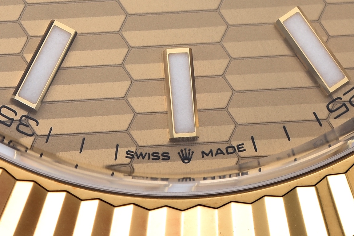 Victory Factory Datejust 126333 41mm Yellow Gold Fluted Textured Dial Yellow Gold Bezel 3235 Movement Two Tone Oyster Bracelet 04 Clean Factory Datejust 126333 41mm Yellow Gold Fluted Textured Dial Yellow Gold Bezel 3235 Movement Two Tone Oyster Bracelet 04