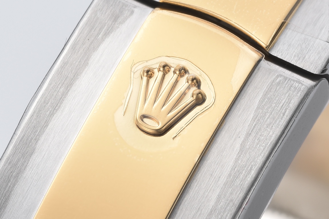 Victory Factory Datejust 126333 41mm Yellow Gold Fluted Textured Dial Yellow Gold Bezel 3235 Movement Two Tone Oyster Bracelet 08 Clean Factory Datejust 126333 41mm Yellow Gold Fluted Textured Dial Yellow Gold Bezel 3235 Movement Two Tone Oyster Bracelet 08