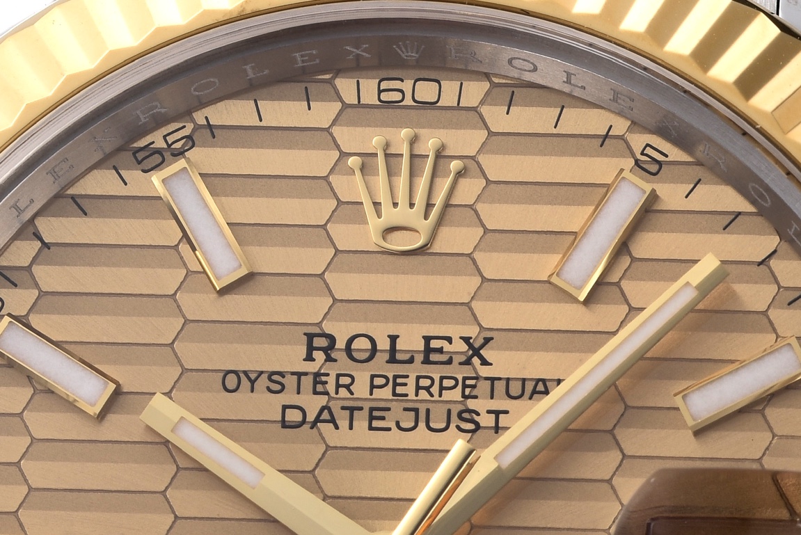 Victory Factory Datejust 126333 41mm Yellow Gold Fluted Textured Dial with Stick Markers Yellow Gold Bezel 3235 Movement Two Tone Jubilee Bracelet 03 Clean Factory Datejust 126333 41mm Yellow Gold Fluted Textured Dial with Stick Markers Yellow Gold Bezel 3235 Movement Two Tone Jubilee Bracelet 03