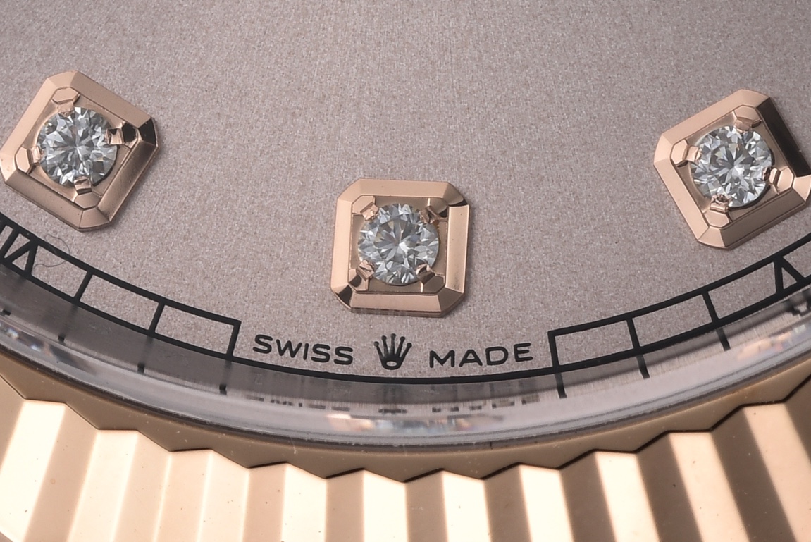 Victory Datejust 126331 41mm Rose Gold Sundust Dial with diamond Markers Rose Gold Bezel 3235 Movement Two Tone Jubilee Bracelet 04 Clean Datejust 126331 41mm Rose Gold Sundust Dial with diamond Markers Rose Gold Bezel 3235 Movement Two Tone Jubilee Bracelet 04