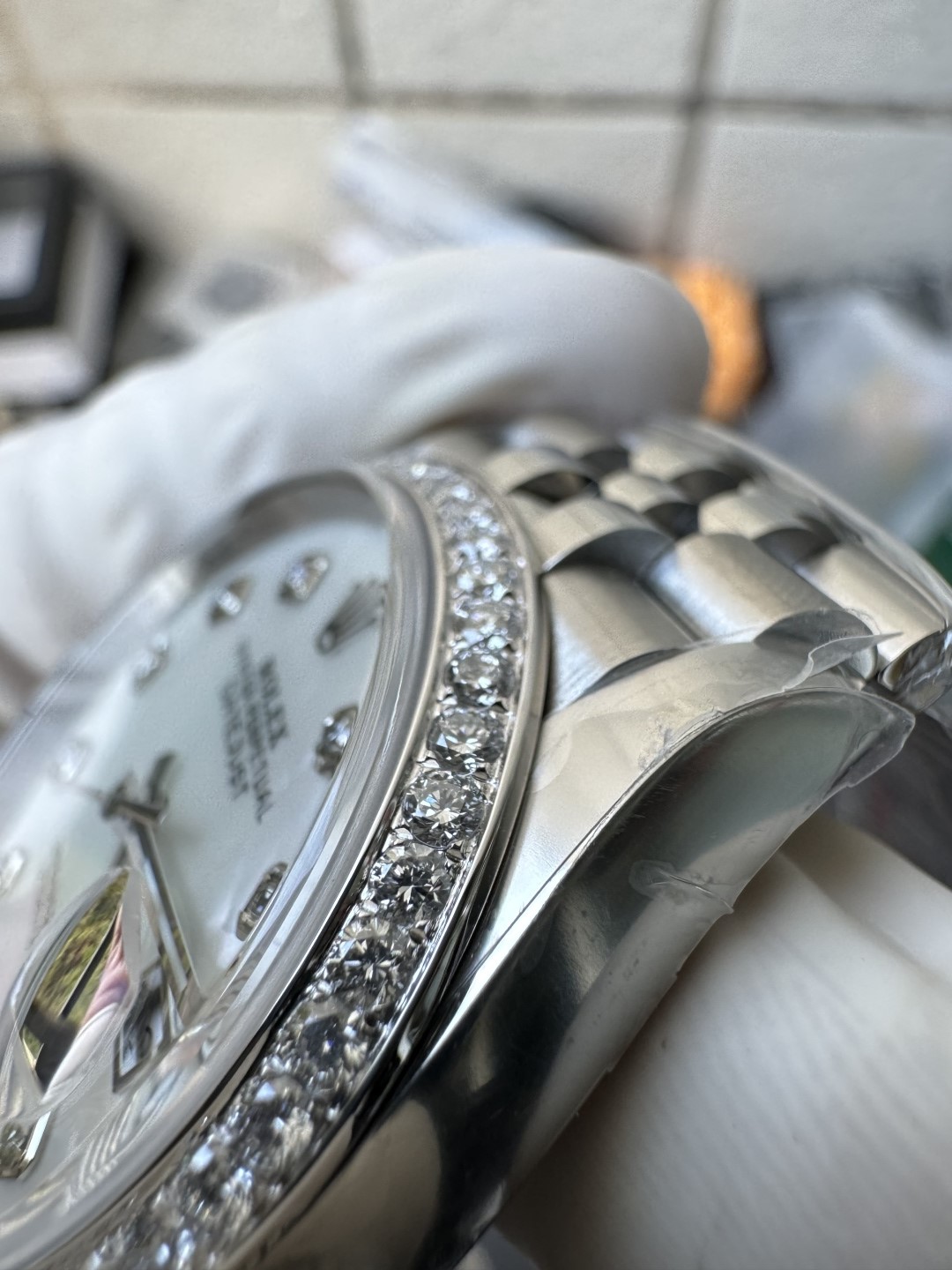 Victory Factory Datejust 36mm M126284RBR 0011 MOP Dial with Diamond Hour Markers Diamonds set Bezel 3235 Movement Jubilee Bracelet 15 Clean Factory Datejust 36mm M126284RBR 0011 MOP Dial with Diamond Hour Markers Diamonds set Bezel 3235 Movement Jubilee Bracelet 15
