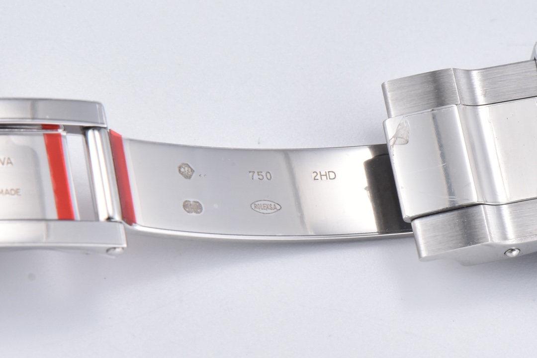 Victory Factory Daytona 116509 White Mother of Pearl Dial Diamond Hour Markers Oystersteel Case Bracelet DD4130 Movement 07 Clean Factory Daytona 116509 White Mother of Pearl Dial Diamond Hour Markers Oystersteel Case Bracelet DD4130 Movement 07
