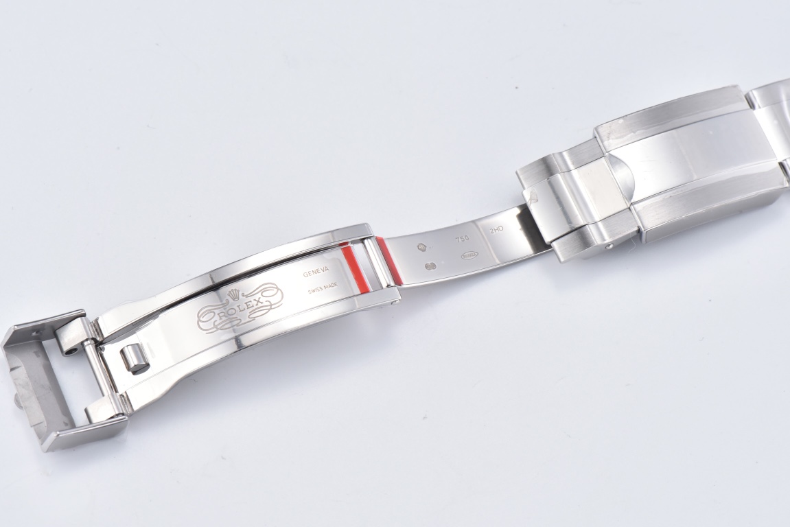 Victory Factory Daytona 116509 White Mother of Pearl Dial Diamond Hour Markers Oystersteel Case Bracelet DD4130 Movement 09 Clean Factory Daytona 116509 White Mother of Pearl Dial Diamond Hour Markers Oystersteel Case Bracelet DD4130 Movement 09