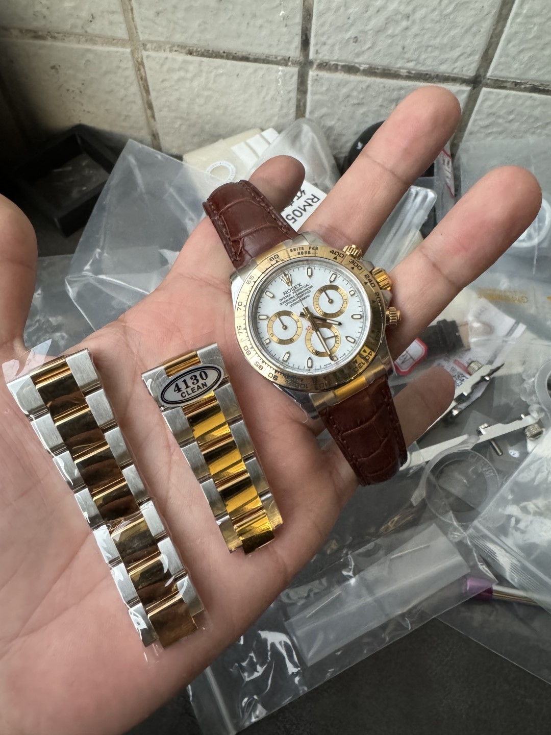 Victory Factory Watch Daytoan 116503 White Dial Yellow Gold Bezel 904L Steel Case Alligator Strap DD4130 Movement 18 Clean Factory Watch Daytoan 116503 White Dial Yellow Gold Bezel 904L Steel Case Alligator Strap DD4130 Movement 18