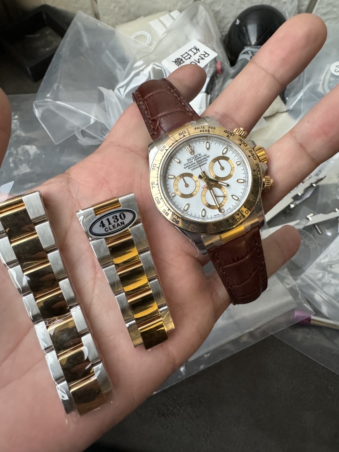 Victory Factory Watch Daytoan 116503 White Dial Yellow Gold Bezel 904L Steel Case Alligator Strap DD4130 Movement 19 Clean Factory Watch Daytoan 116503 White Dial Yellow Gold Bezel 904L Steel Case Alligator Strap DD4130 Movement 19