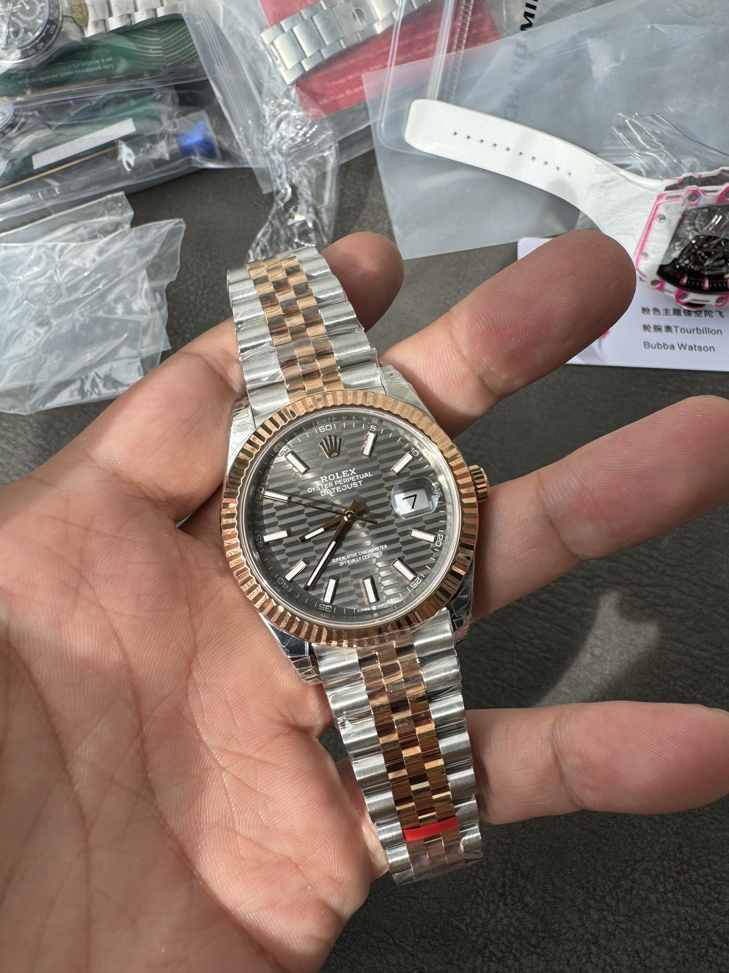 Victory Factory Watch Datejust 41 M126331 0020 Grey Fluted Motif Dial Rose Gold and Oyster Steel Bracelet SH3235 Movement 01 Clean Factory Watch Datejust 41 M126331 0020 Grey Fluted Motif Dial Rose Gold and Oyster Steel Bracelet SH3235 Movement 01
