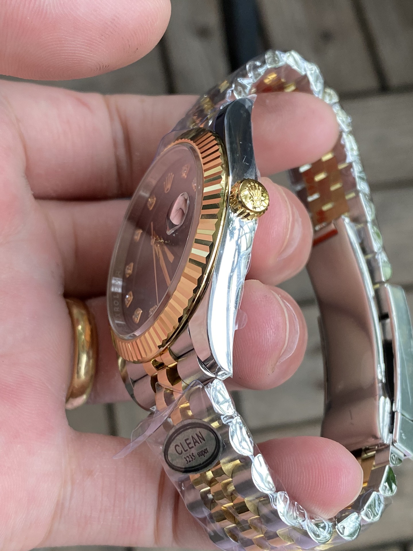 Victory Factory Watch Datejust 36 126233 Black Dial Diamond Hour Markers Yellow Gold Bezel Two Tone Jubilee Bracelet 3235 Caliber 05 Clean Factory Watch Datejust 36 126233 Black Dial Diamond Hour Markers Yellow Gold Bezel Two Tone Jubilee Bracelet 3235 Caliber 05