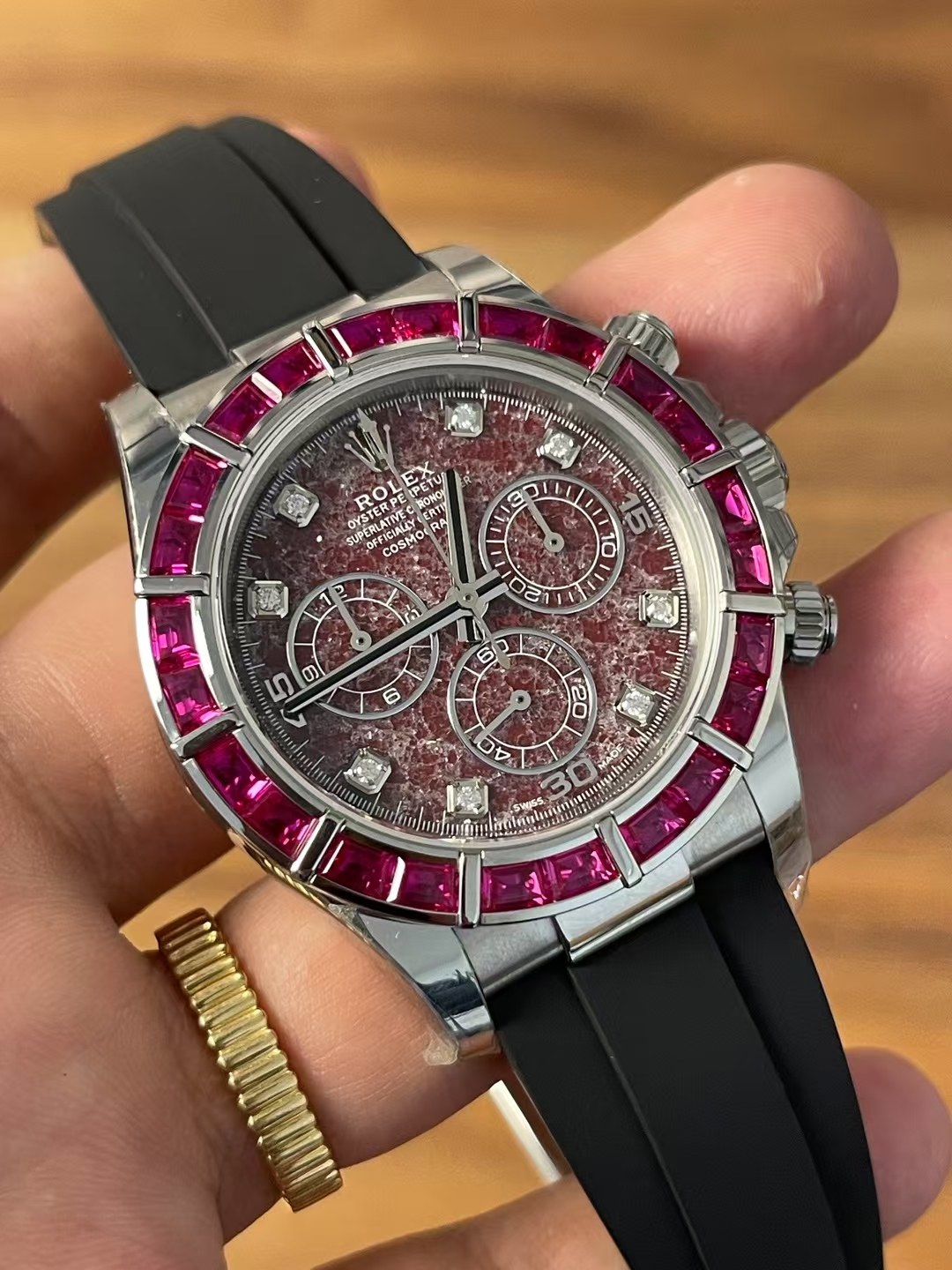 Premium Customized Daytona 116519 Red Garnet Dial and Bezel Diamonds Indexes Based on Victory Factory Daytona DD4130 Movement Oysterflex Strap 02 Premium Customized Daytona 116519 Red Garnet Dial and Bezel Diamonds Indexes Based on Clean Factory Daytona DD4130 Movement Oysterflex Strap 02
