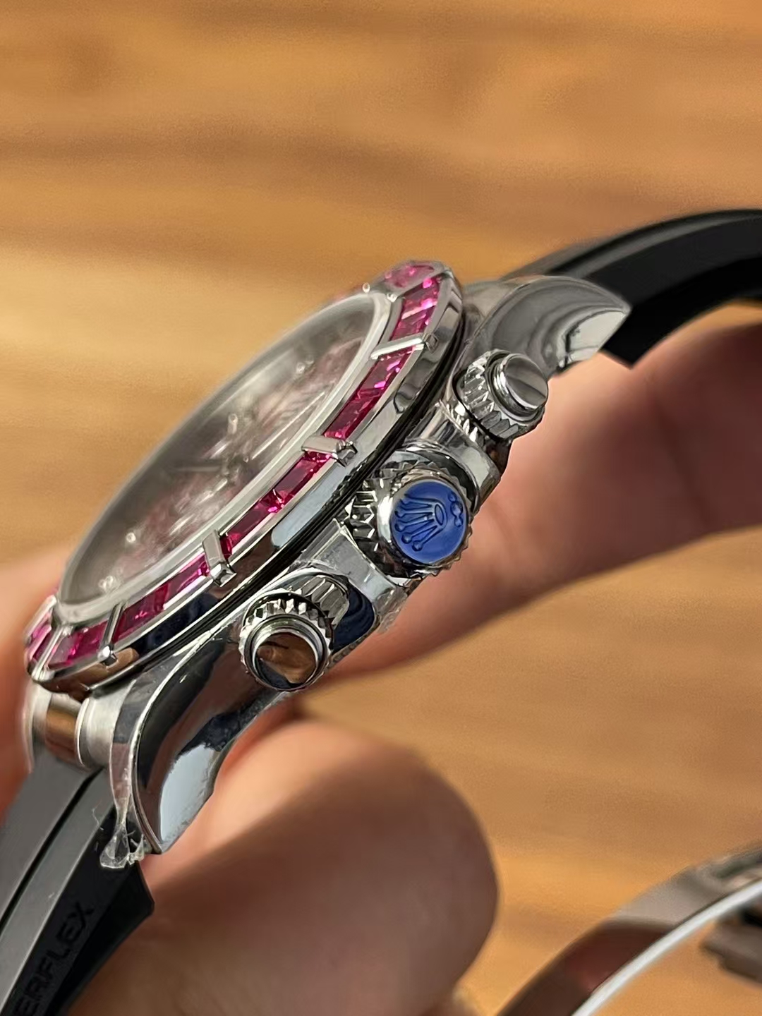 Premium Customized Daytona 116519 Red Garnet Dial and Bezel Diamonds Indexes Based on Super Clone Daytona DD4130 Movement Oysterflex Strap 05 Premium Customized Daytona 116519 Red Garnet Dial and Bezel Diamonds Indexes Based on Super Clone Daytona DD4130 Movement Oysterflex Strap 05