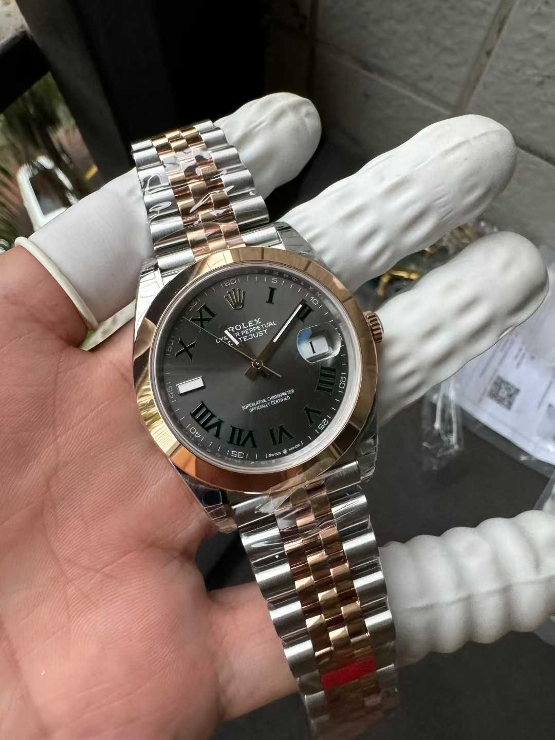 Victory Factory DateJust 41 126331 Wimbledon Slate Dial with Roma Indexes Rose Gold Smooth Bezel Two Tone Jubilee Bracelet DD 3235 Movement 03 Clean Factory DateJust 41 126331 Wimbledon Slate Dial with Roma Indexes Rose Gold Smooth Bezel Two Tone Jubilee Bracelet DD 3235 Movement 03