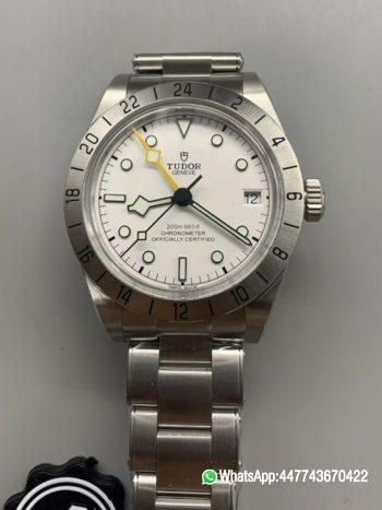 Tudor M79470 0004 Black Bay Pro Opaline Dial 01