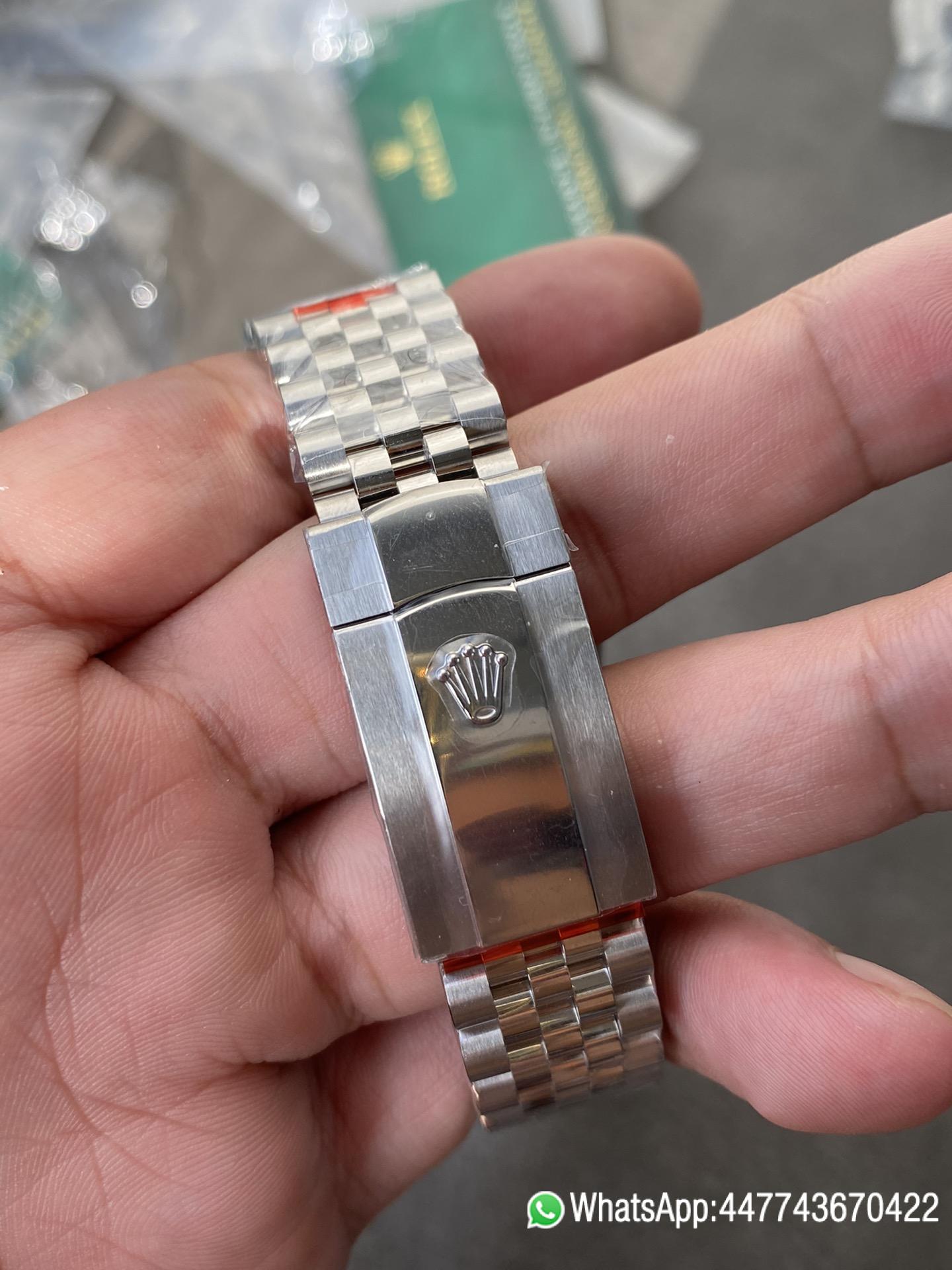 Super Clone Rolex DateJust 41 126334 0028 Green Dial on Oyster Bracelet Dandong 3235 Movement 08 Super Clone Rolex DateJust 41 126334 0028 Green Dial on Oyster Bracelet Dandong 3235 Movement 08